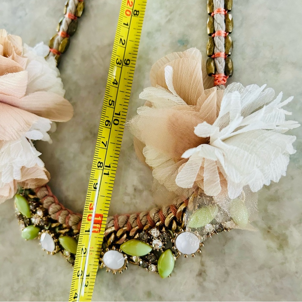Anthropologie Sway Pink Floral Beaded Jewel Rope Adjustable Necklace - Picture 10 of 10